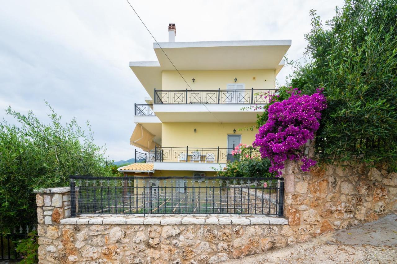 Ionianview Apartments Parga Bagian luar foto